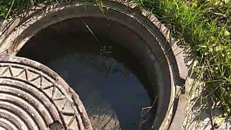 На Чортекова из колодца течет питьевая вода, образовалось болото. Видео местного жителя