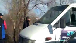 На Шабдан Баатыра грузовик столкнулся с легковушкой. Видео с места аварии