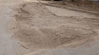 Раскопанную дорогу в Джале посыпят щебнем до начала ремонта, - мэрия