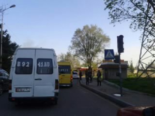 Более недели светофор на Алма-Атинской в мкрн «Кок-Жар» не работает, образуются пробки, - читатель <b><i>(фото)</i></b>