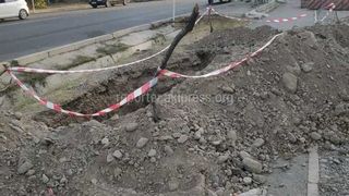 «Бишкектеплосеть» восстановит дорогу и тротуар на Лермонтова