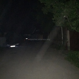 7 месяцев мэрия и горсвет не восстанавливают отключенное уличное освещение в переулке Чатыр-Кульский, - читатель <b><i>(фото)</i></b>