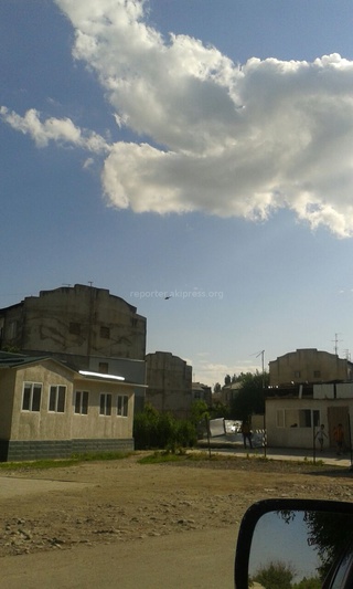 Над Бишкеком летал черный вертолет, в каких целях? - читатель <b><i>(фото)</i></b>