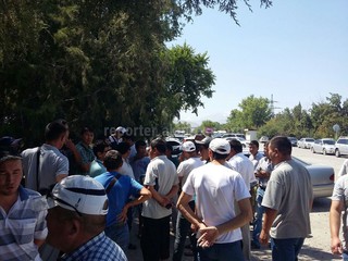 У ГРС образовалась очередь водителей маршруток, которые не могут пересдать ПДД, - читатель <b><i>(фото)</i></b>