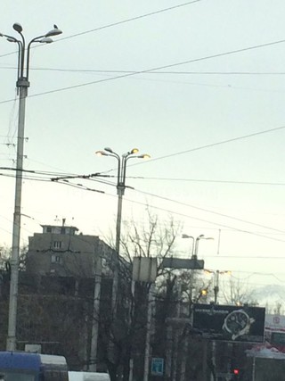 На пересечении улиц Абдрахманова-Чуй горят лампы ночного освещения, опять проверка? - горожанин <b><i>(фото)</i></b>