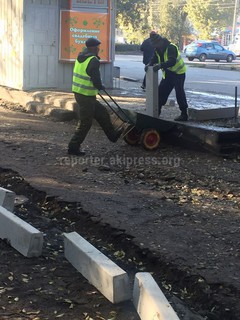 Бишкекчанин благодарит мэрию за ремонт тротуаров на пересечении улиц Жибек Жолу и Панфилова (фото)