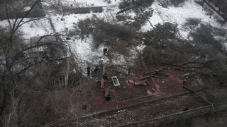 На месте бывшего садика в Аламедине-1 идет вырубка деревьев, - читатель (фото)