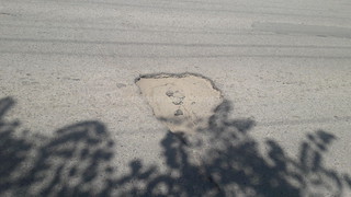Жители Токмока жалуются на плохое состояние дорог <i>(фото)</i>