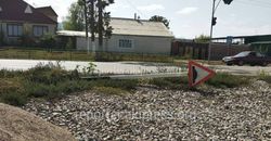 В Караколе переносят дорожные знаки