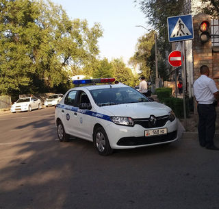 Сотрудник патрульной милиции, припарковавшийся на «зебре», оштрафован, - ГУПМ МВД
