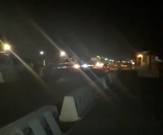 Ночью на кыргызско-казахской границе образовалась пробка, автомашины стояли порядка 4-5 часов <i>(видео)</i>