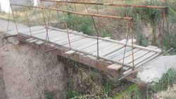В г. Токмок на ул. Ибраимова работы по устранению обвала мостов до сих пор не начаты (фото)