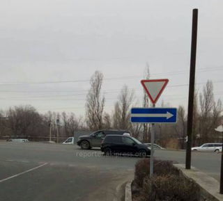 «Бишкекасфальтсервис» исправит неправильно установленный дорожный знак на проспекте Чуй