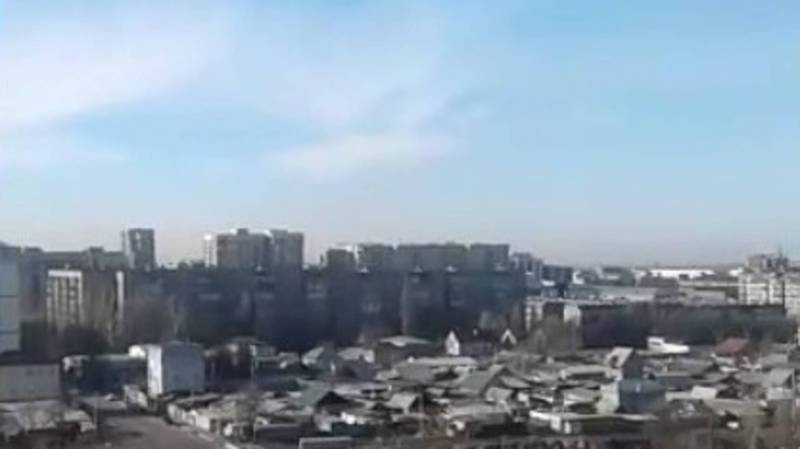 Видео — Как сегодня выглядит небо над Бишкеком