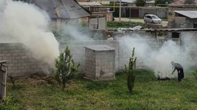 В жилмассиве Арча-Бешике житель сжигает мусор, - очевидец. Фото