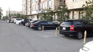 Законно ли ограждена территория для парковки на ул.Руставели, - бишкекчанин (фото)