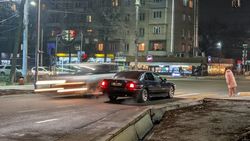 BMW 735 едет против шерсти на Боконбаева, - горожанин