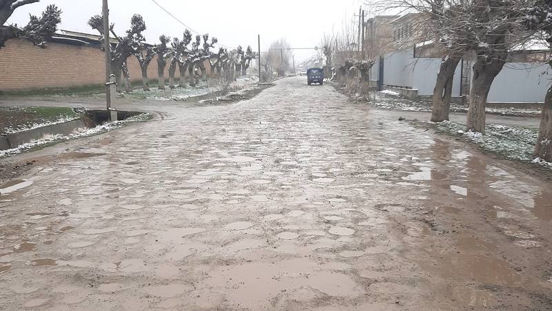 Дорога Беш-Капа—Жаны-Турмуш находится в ужасном состоянии, - местный житель