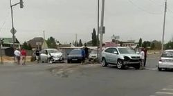 ДТП на Куюкова-Чортекова с участием трех машин. Видео