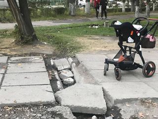 Когда отремонтируют тротуар в сквере на Ахунбаева-Байтик Баатыра?