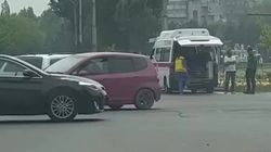 На Фрунзе-Ибраимова в Бишкеке произошло ДТП, есть пострадавшие