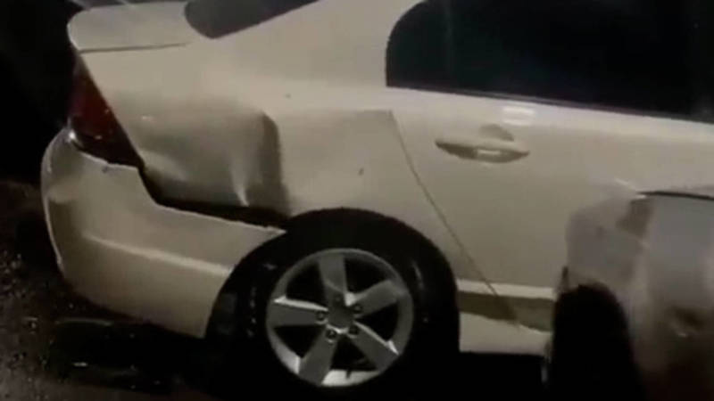 В Бишкеке столкнулись 4 машины. Видео с места аварии