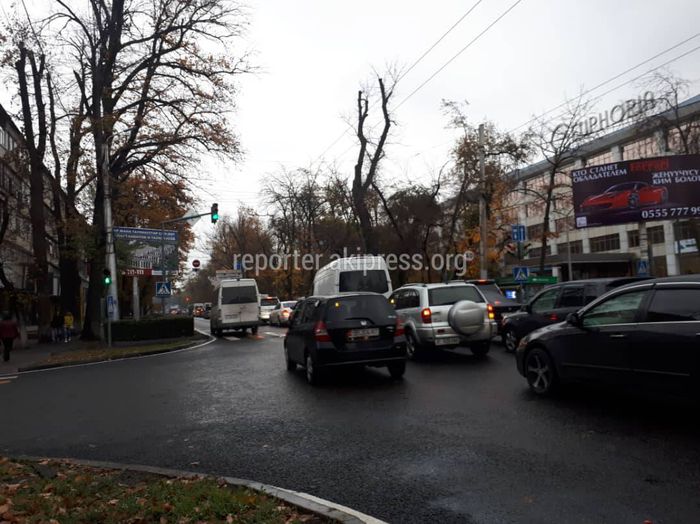 Пробки на улице трофимова в бийске фото