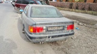 Бишкекчанин просит милицию обратить внимание на заброшенную машину. Фото