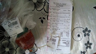 В магазине «Народный» колбасу два раза перевесили и цена на него разнилась, - потребитель <i>(фото) </i>