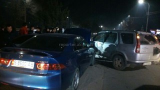 На ул.Шабдан Баатыра произошло ДТП <i>(фото)</i>