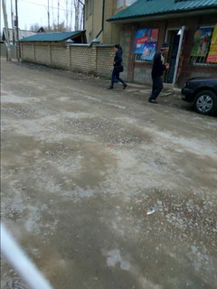 Читатель Адилет просит отремонтировать дорог в столичном жилмассиве Ак-Тилек (фото)