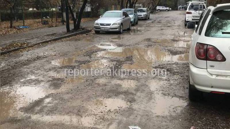 Ремонт дороги на ул.Чокморова продолжится после завершения работ теплосети, - «Бишкекасфальтсервис»