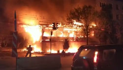 В Оше сгорело кафе «Аль-Мансур». <b>Новые видео</b>