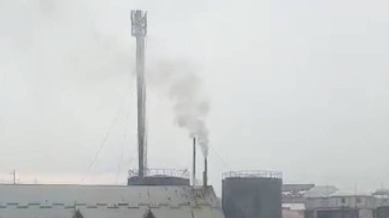Горожанин жалуется на едкий дым от городской бани в Оше