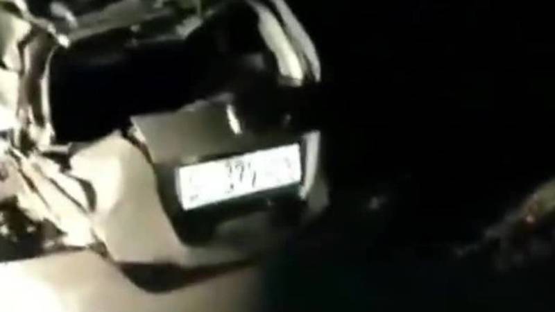 Страшное ДТП в районе Ганси. Водитель вылетел из окна «Фита». Видео с места аварии