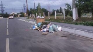 «Тазалык» убрал мусорные баки в Ак-Орго после обращения в МТУ №3