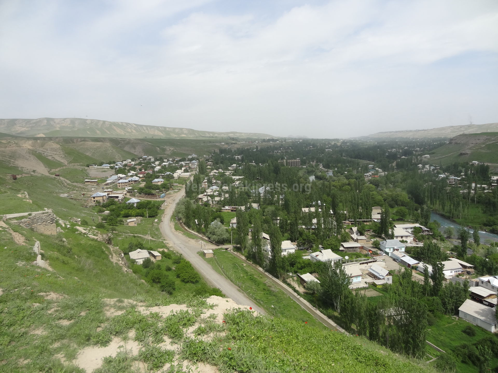 Кыргызстан араван. Ош Толойкон. Ош ущелье Данги. Кыргызстан город Ош село Толойкон. Ош Акбура.