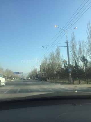 «Бишкексвет» рассказал причины включения днем фонарей уличного освещения