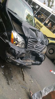 На перекрестке Асаналиева-Алтымышева автомашина Lexus врезалась в маршрутку с пассажирами <i>(фото, видео)</i>