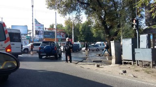 Затопление на перекрестке Ахунбаева-Байтик Баатыра устранено, - мэрия Бишкека <i>(фото)</i>
