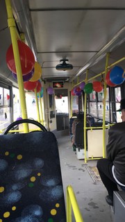 Фото — Праздничный троллейбус в Бишкеке