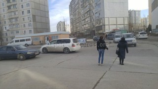 УПМ ГУВД Бишкека считает целесообразным установить светофорный объект возле дома №6 по ул.Нуркамала
