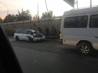 Под мостом на ул.Шабдан Баатыра произошло ДТП (фото)