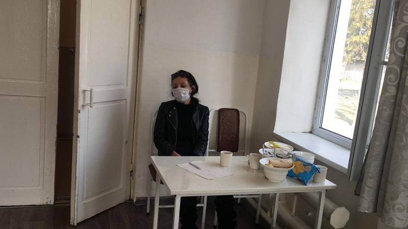 19 человек, которые прошли 14-дневный карантин, не отпускают домой, - бишкекчанка Сауле
