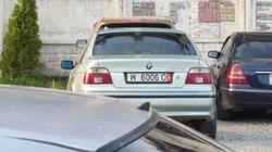 В Бишкеке замечен BMW 523 с перевернутым госномером. Фото