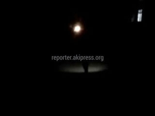 Тропинка между двумя корпусами детской больницы на ул.Байтик Баатыра не освещена, - горожанин (видео)