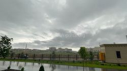 Облака перед началом сильного ветра в Бишкеке. Видео