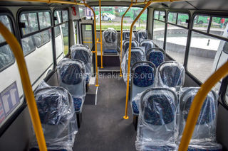 В Беш-Кунгее просят восстановить движение автобуса №12: Чтобы доехать до школы, дети «впихивают» себя в бус