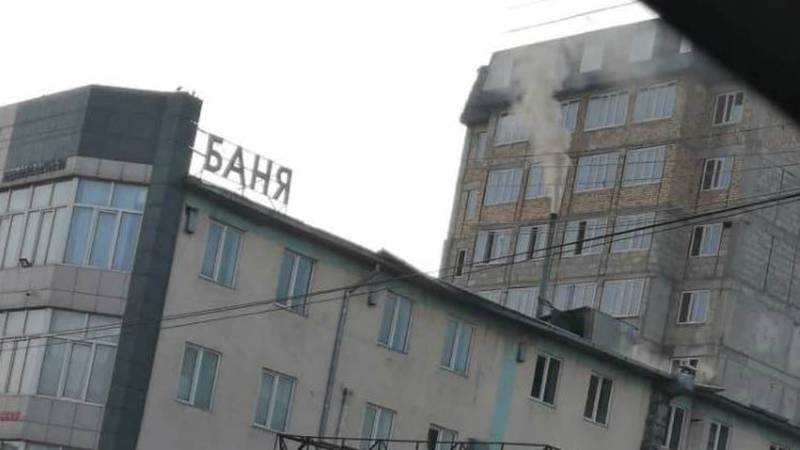 Из трубы бани в жилмассиве Кок-Жар каждый день идет густой дым, - бишкекчанин (фото)