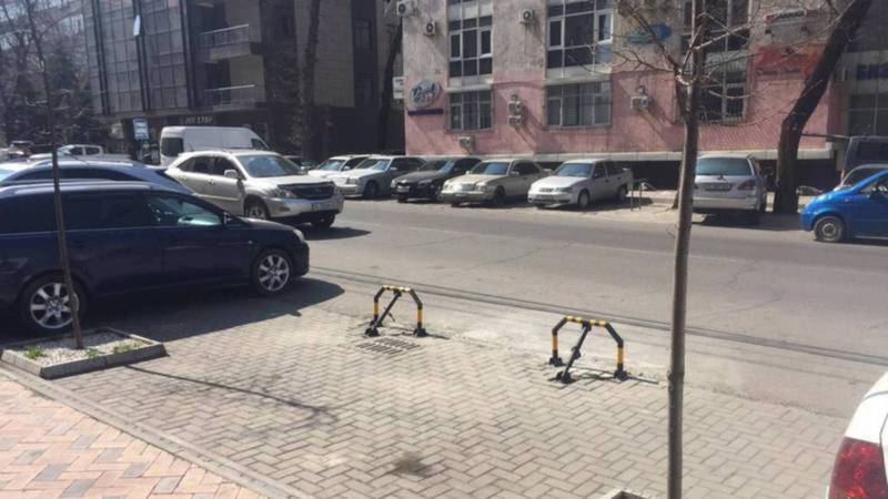 Парковка на Исанова-Сагынбая отдана в аренду на 5 лет, - ответ мэрии Бишкека